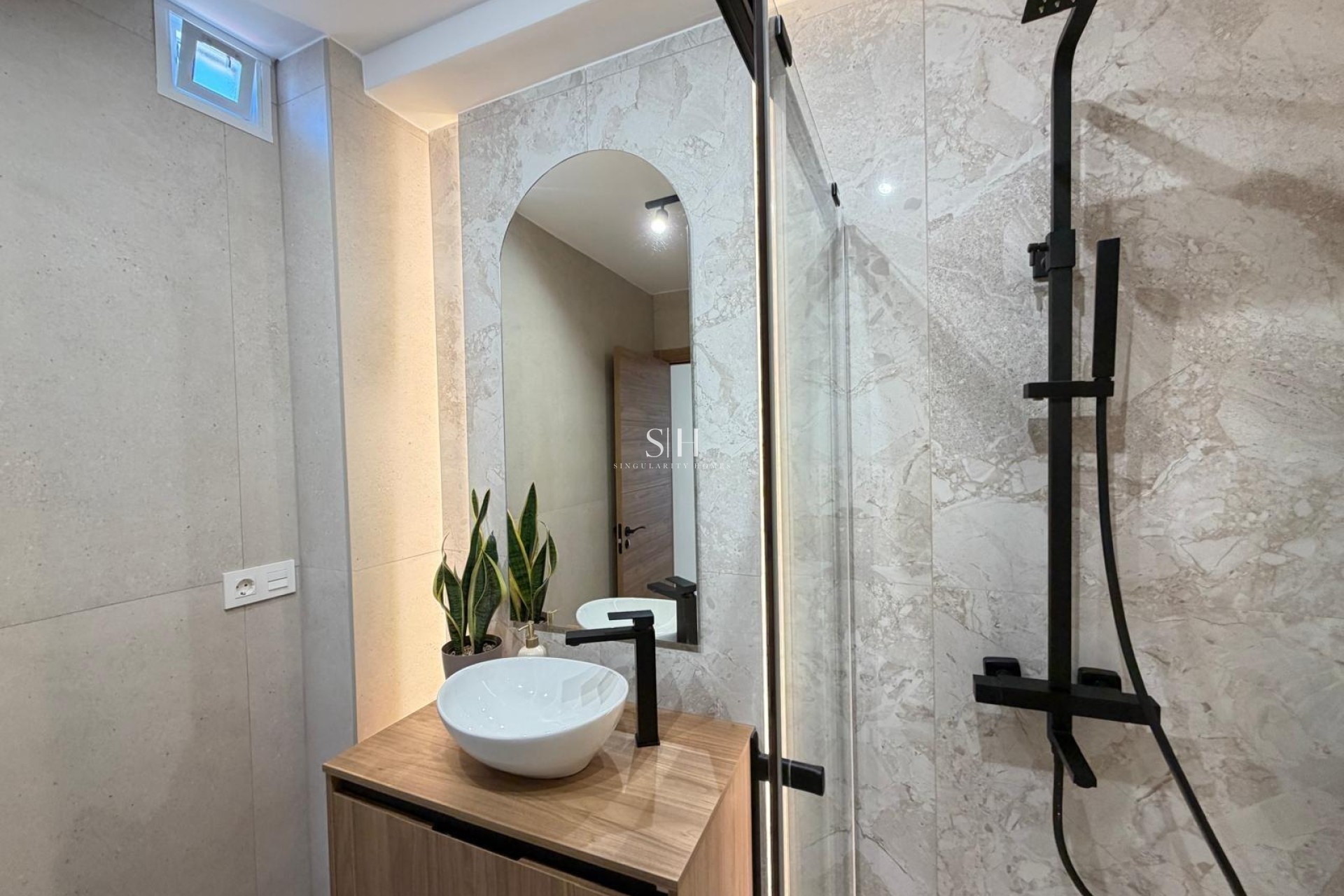 Reventa - Apartamento / piso - Torrevieja - Estacion De Autobuses