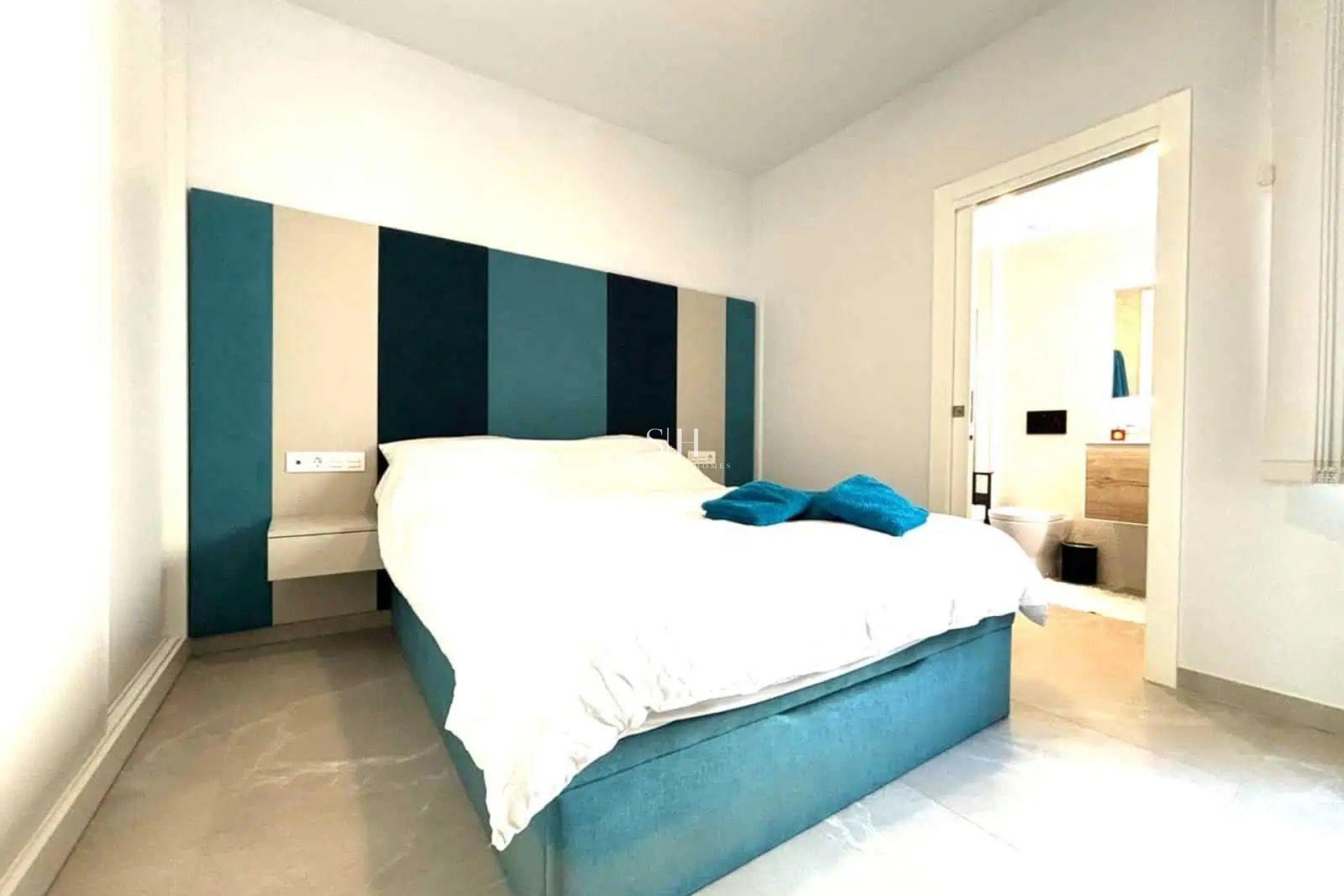 Reventa - Apartamento / piso - Torrevieja - Las Piscinas Naturales