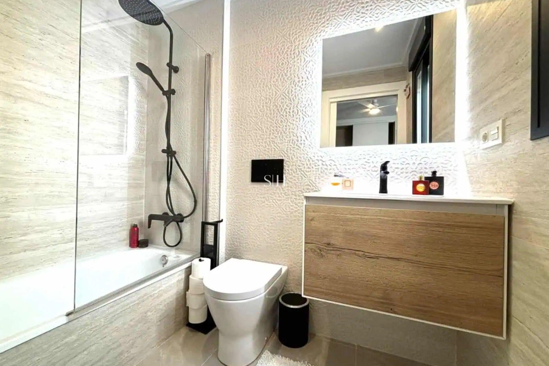 Reventa - Apartamento / piso - Torrevieja - Las Piscinas Naturales
