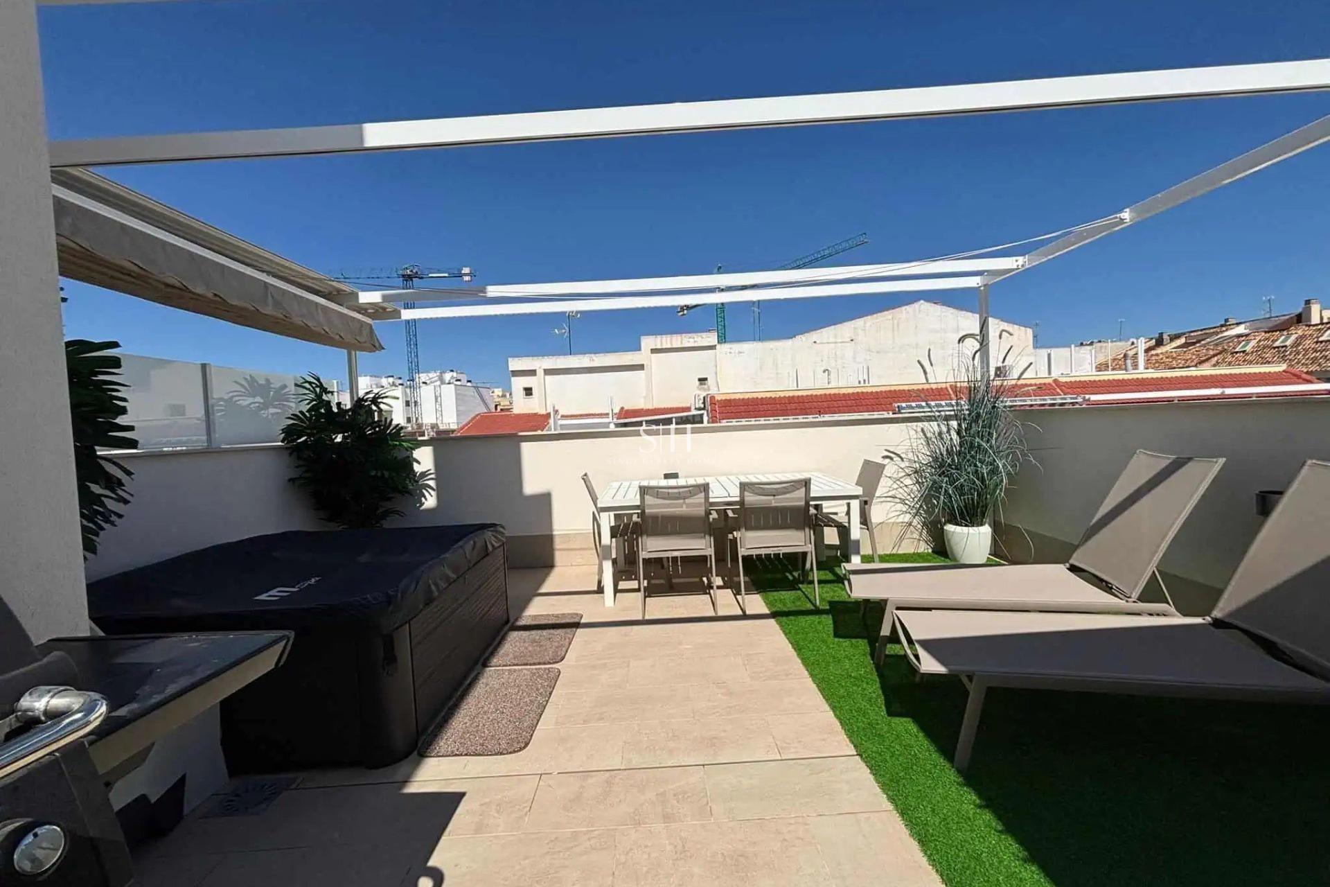 Reventa - Apartamento / piso - Torrevieja - Las Piscinas Naturales