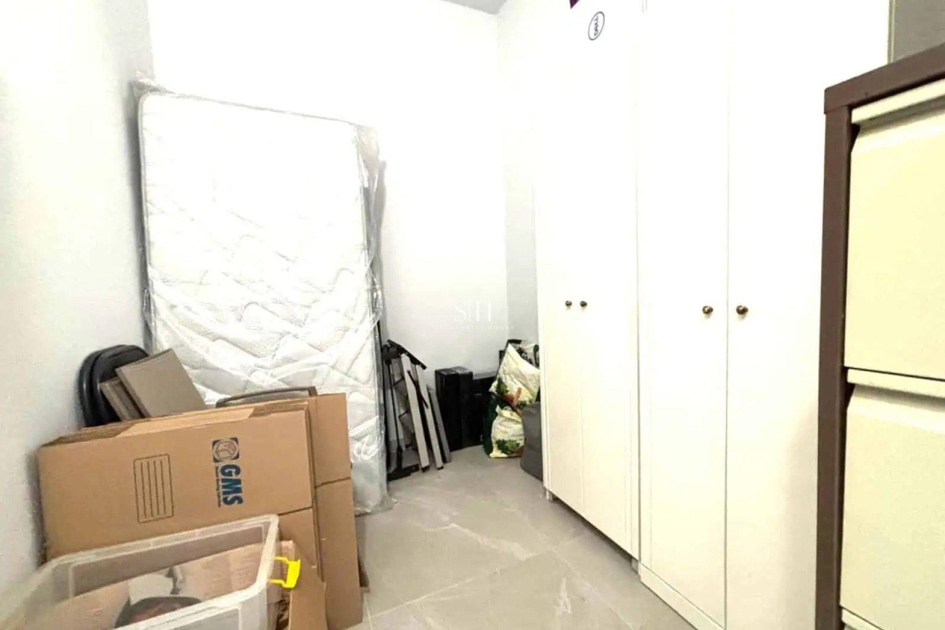 Reventa - Apartamento / piso - Torrevieja - Las Piscinas Naturales
