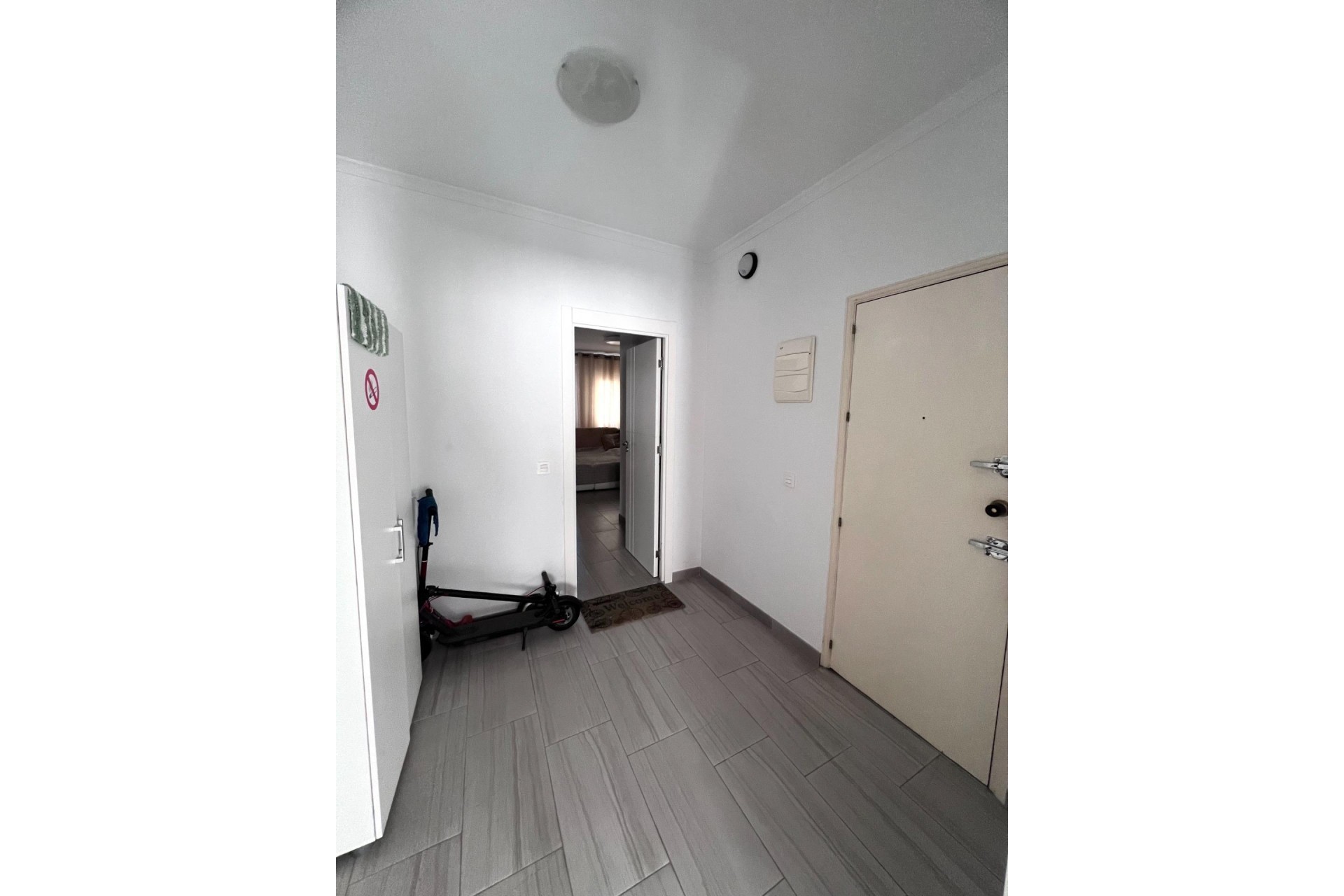 Reventa - Apartamento / piso - Torrevieja - Paseo Maritimo