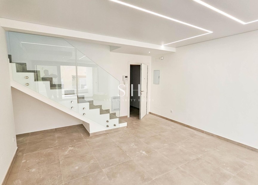 Reventa - Apartamento / piso - Torrevieja - Paseo Maritimo