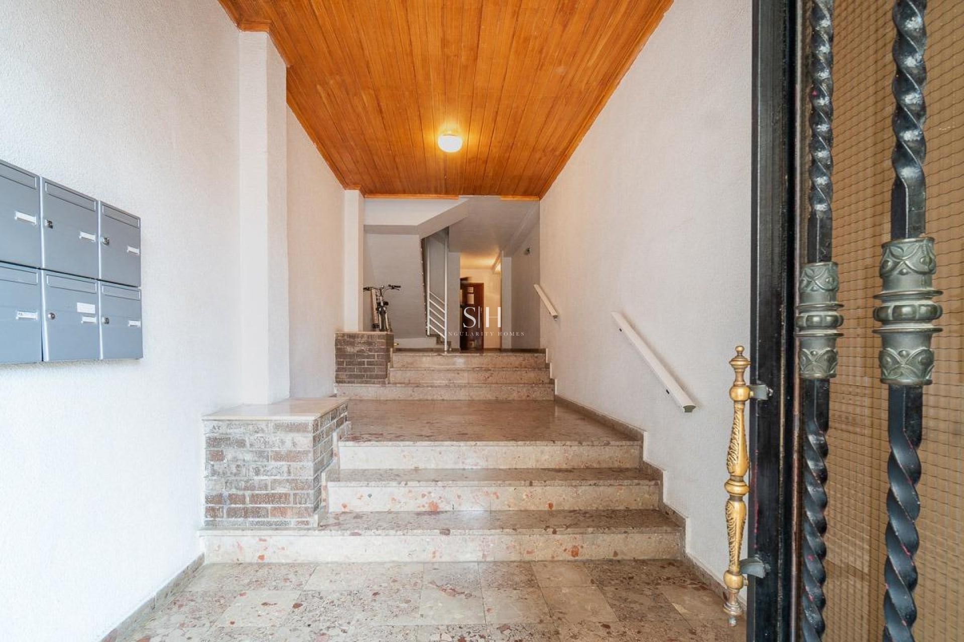 Reventa - Apartamento / piso - Torrevieja - Playa de los Naufragos