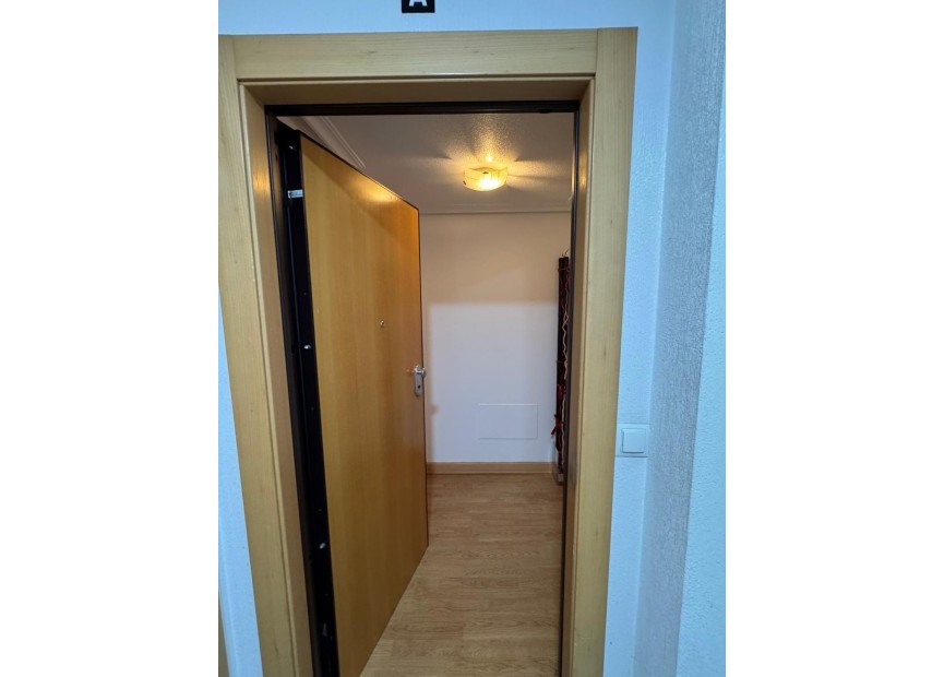 Reventa - Apartamento / piso - Torrevieja - torrevieja