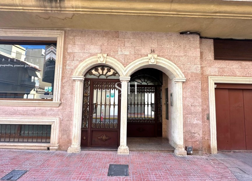 Reventa - Apartamento / piso - Torrevieja - Torrevieja*