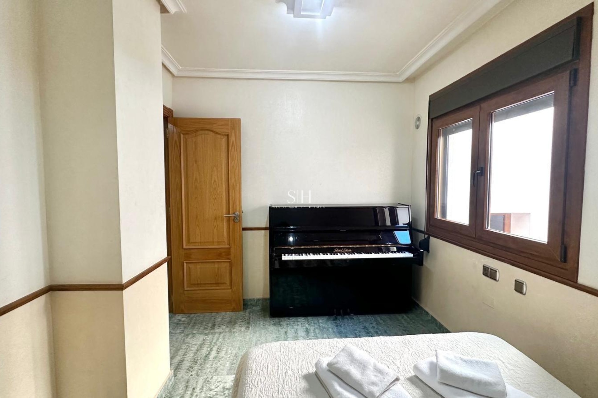 Reventa - Apartamento / piso - Torrevieja - Torrevieja*