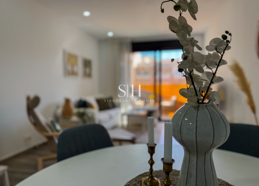 Reventa - Apartamento / piso - Torrevieja - Torrevieja*