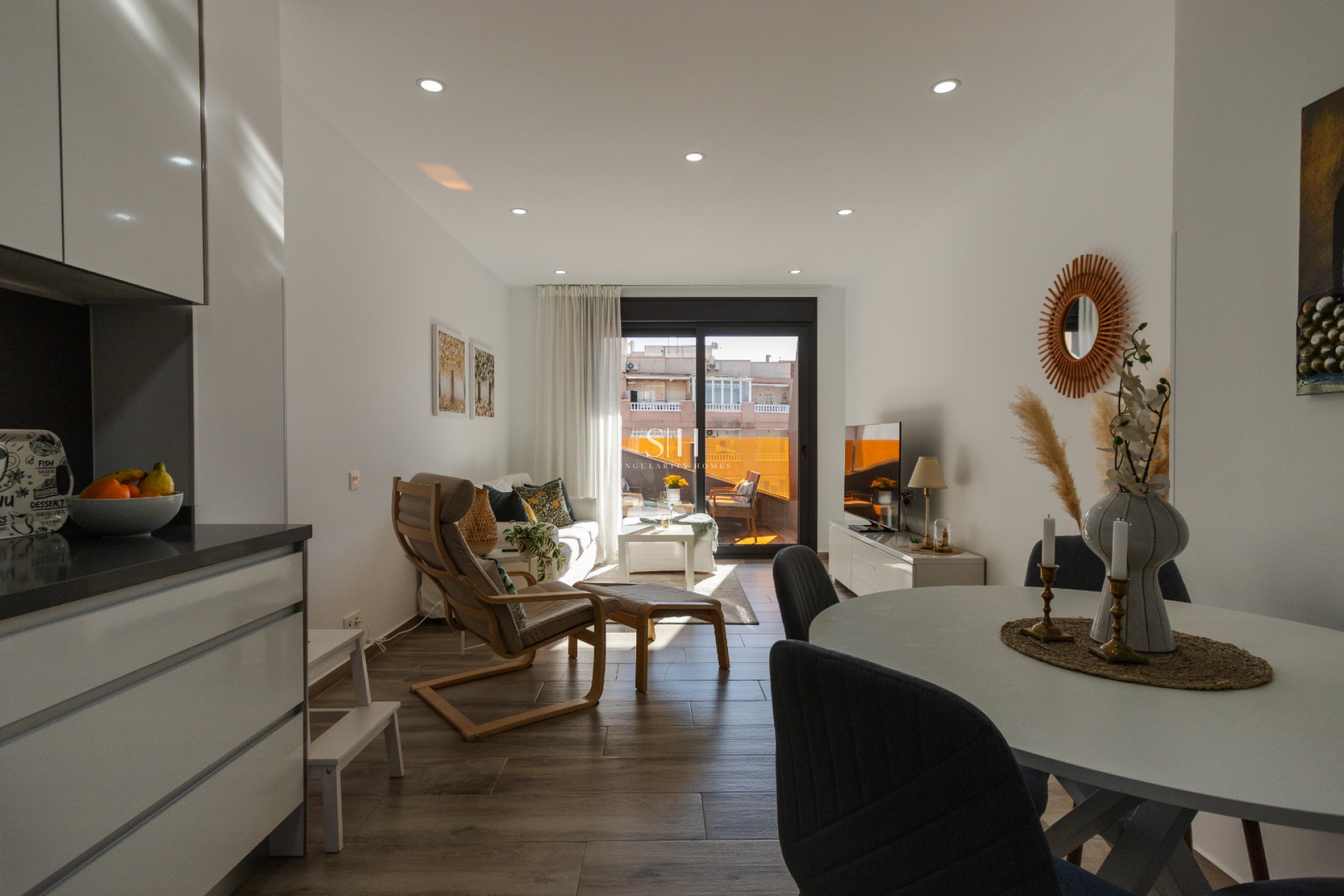 Reventa - Apartamento / piso - Torrevieja - Torrevieja*