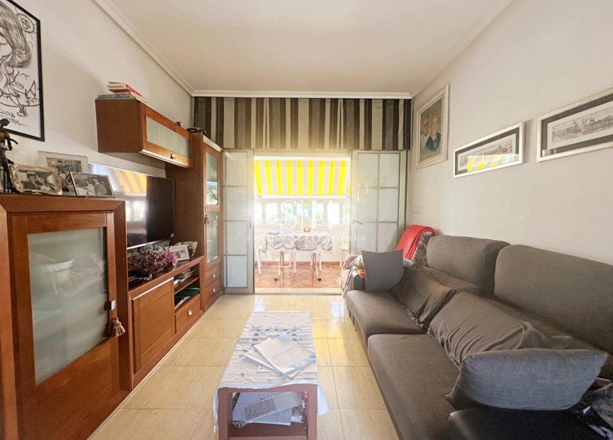Reventa - Bungalow - Torrevieja - aguas nuevas