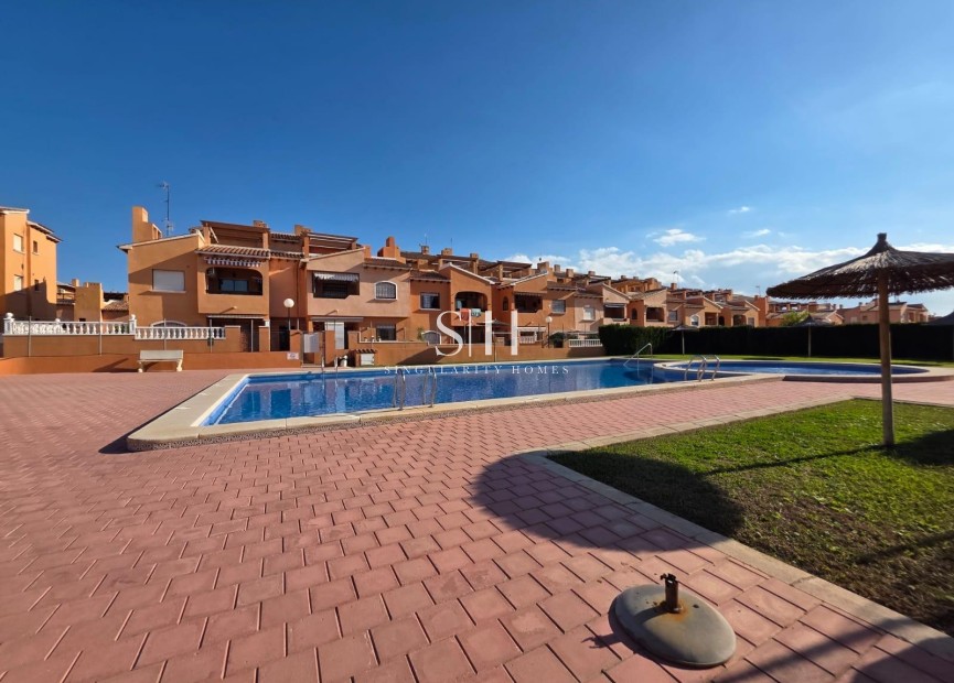 Reventa - Bungalow - Torrevieja - Zona Los Frutales
