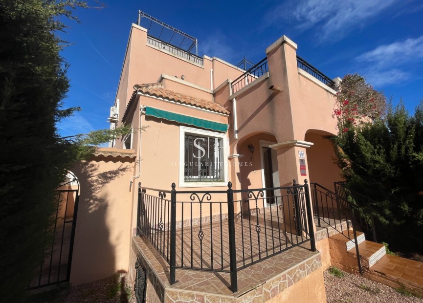 Reventa - Casa - Los Montesinos - Costa Blanca