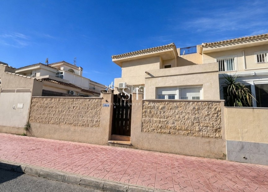 Reventa - Casa - Orihuela Costa - Costa Blanca