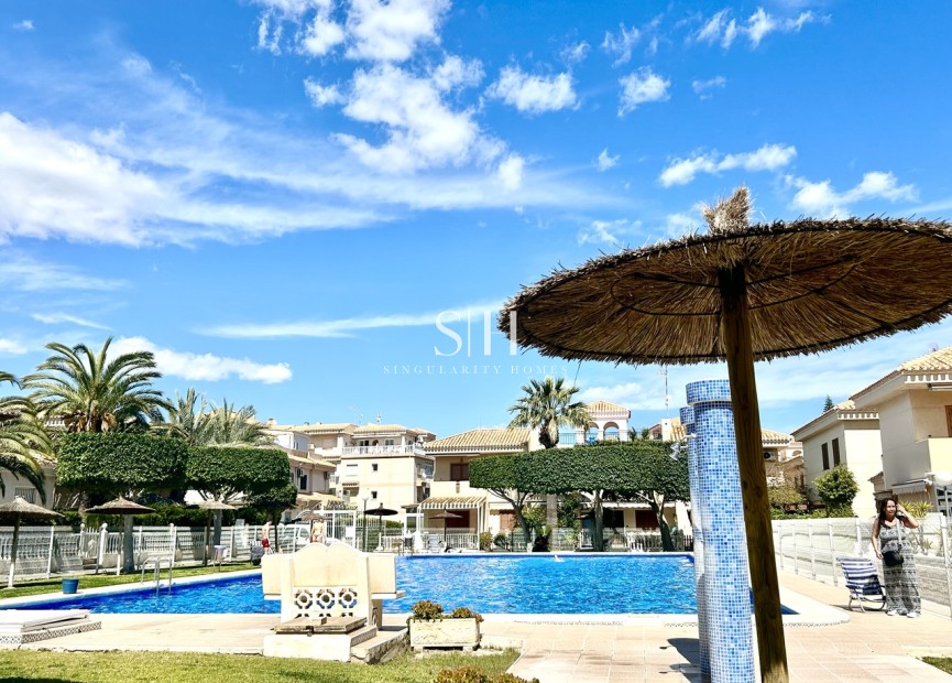 Reventa - Casa - Orihuela Costa - Costa Blanca
