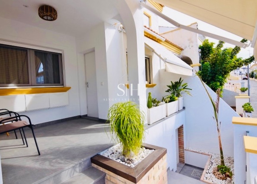 Reventa - Casa - Orihuela Costa - La Florida