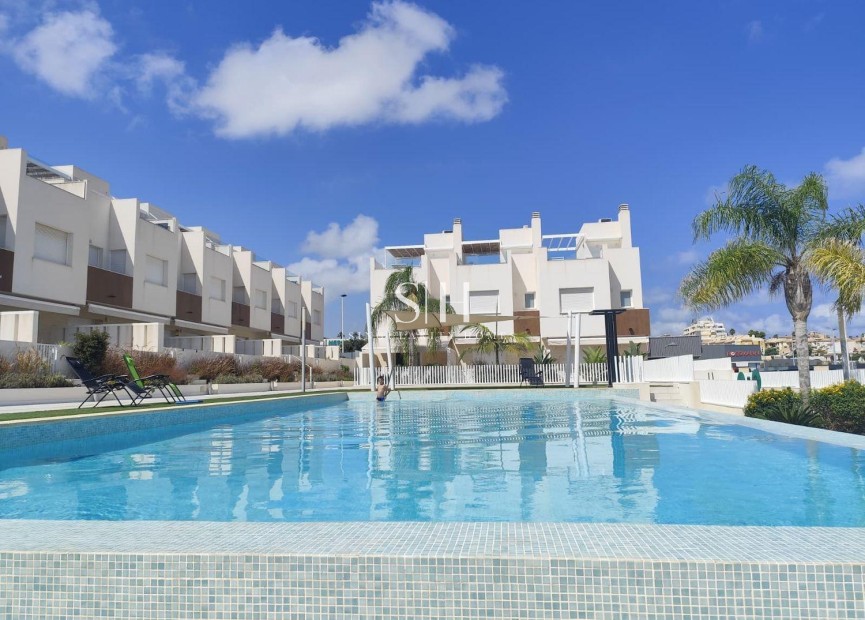 Reventa - Casa - Torrevieja - aguas nuevas