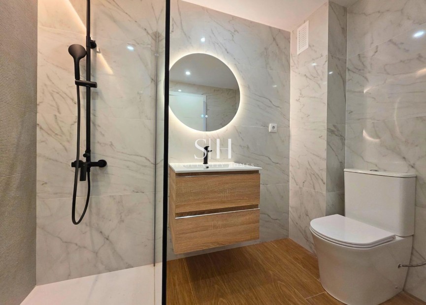 Reventa - Casa - Torrevieja - aguas nuevas