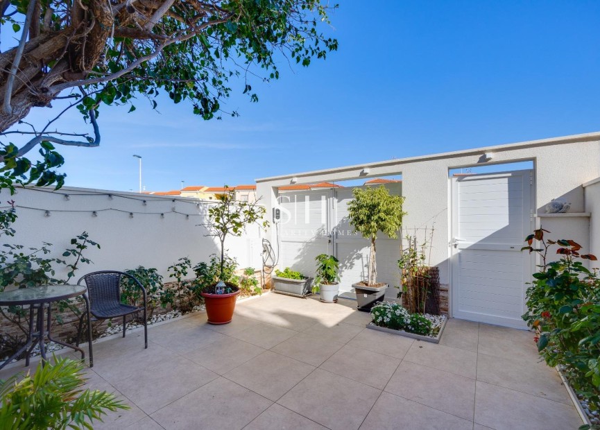 Reventa - Casa - Torrevieja - aguas nuevas