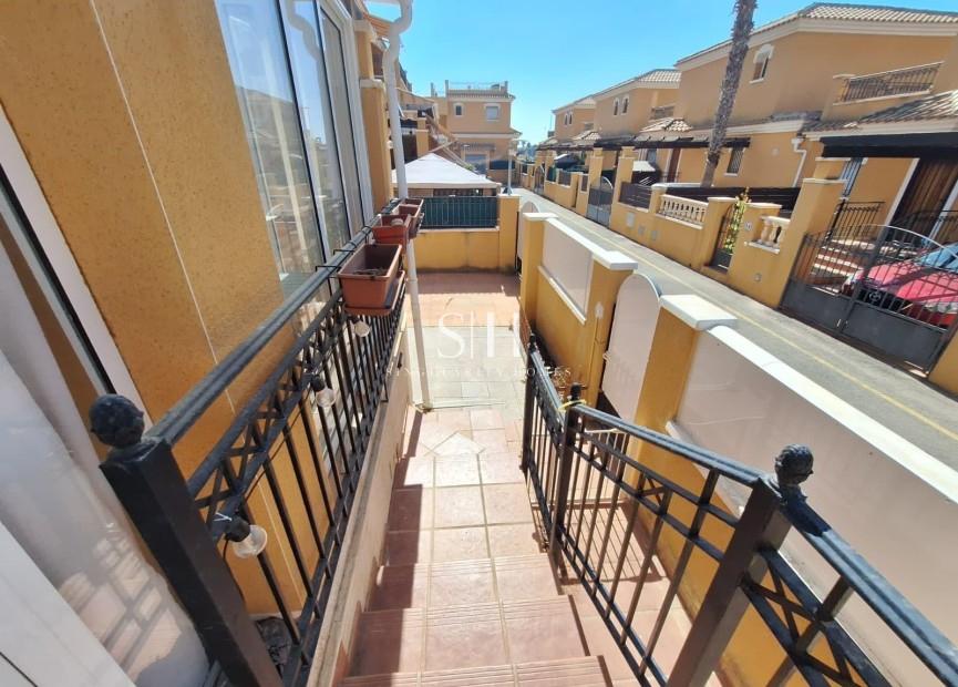 Reventa - Casa - Torrevieja - aguas nuevas
