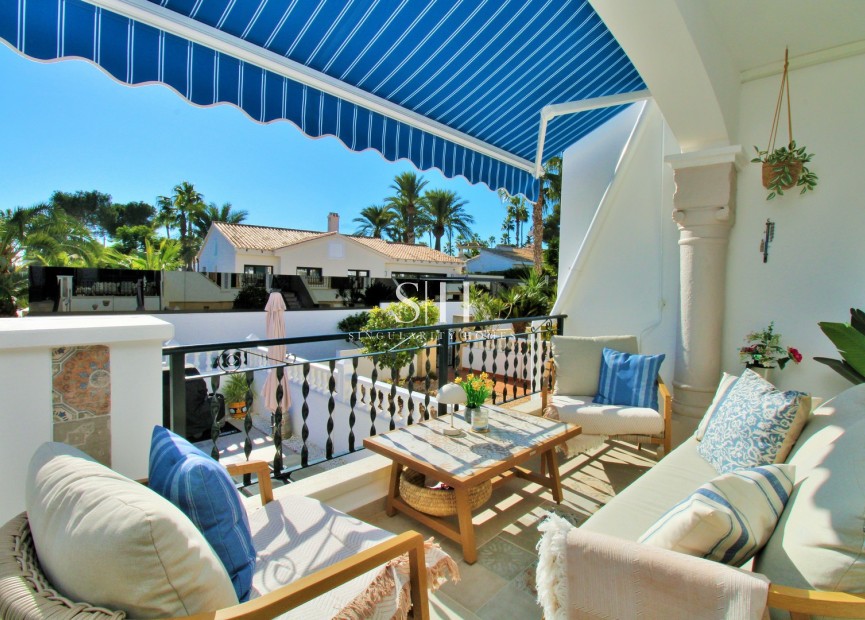 Reventa - Casa - Villamartin - Las Violetas