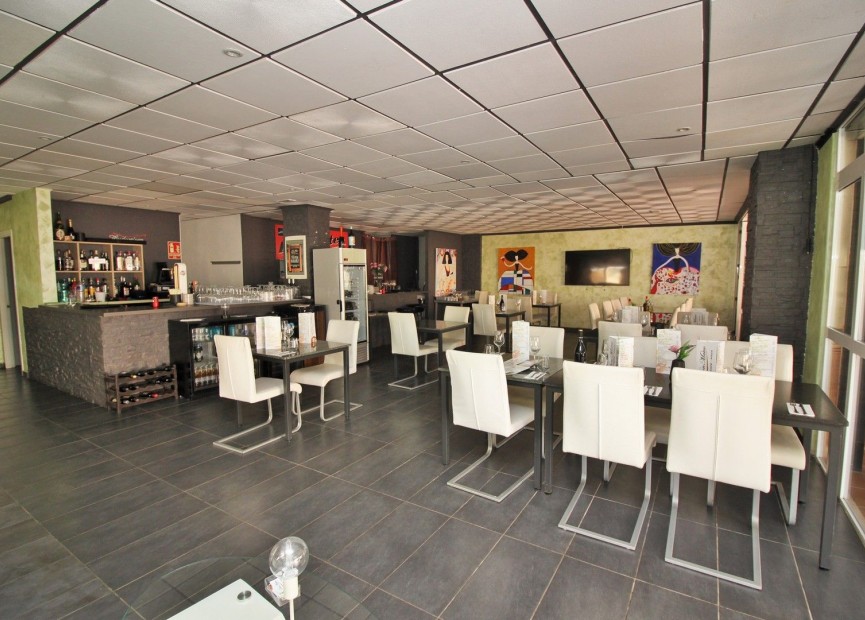 Reventa - Comercial - Torrevieja - Los altos