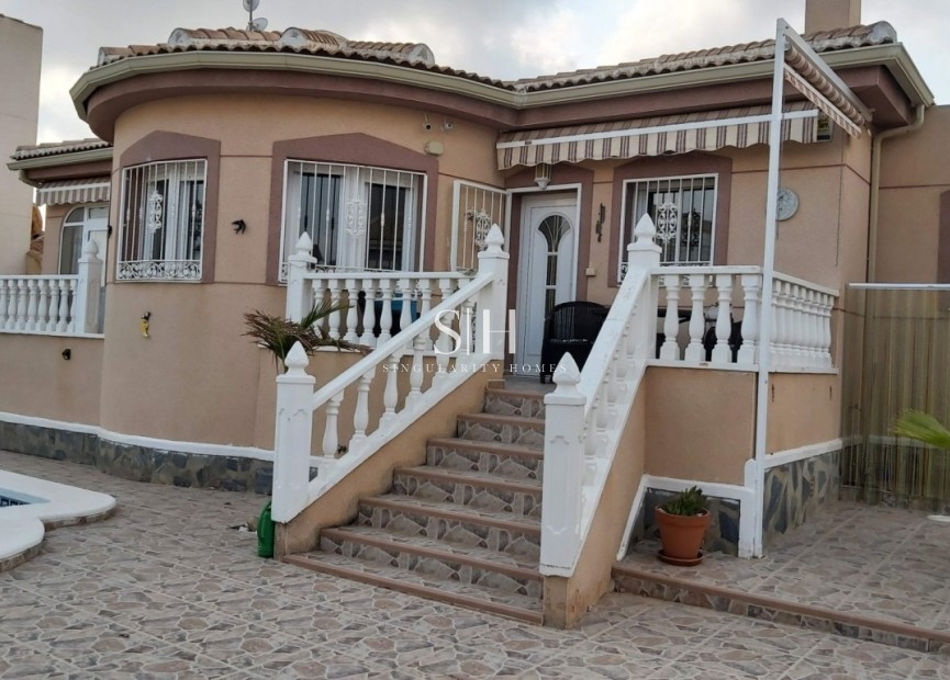 Reventa - Villa - Benimar - Costa Blanca
