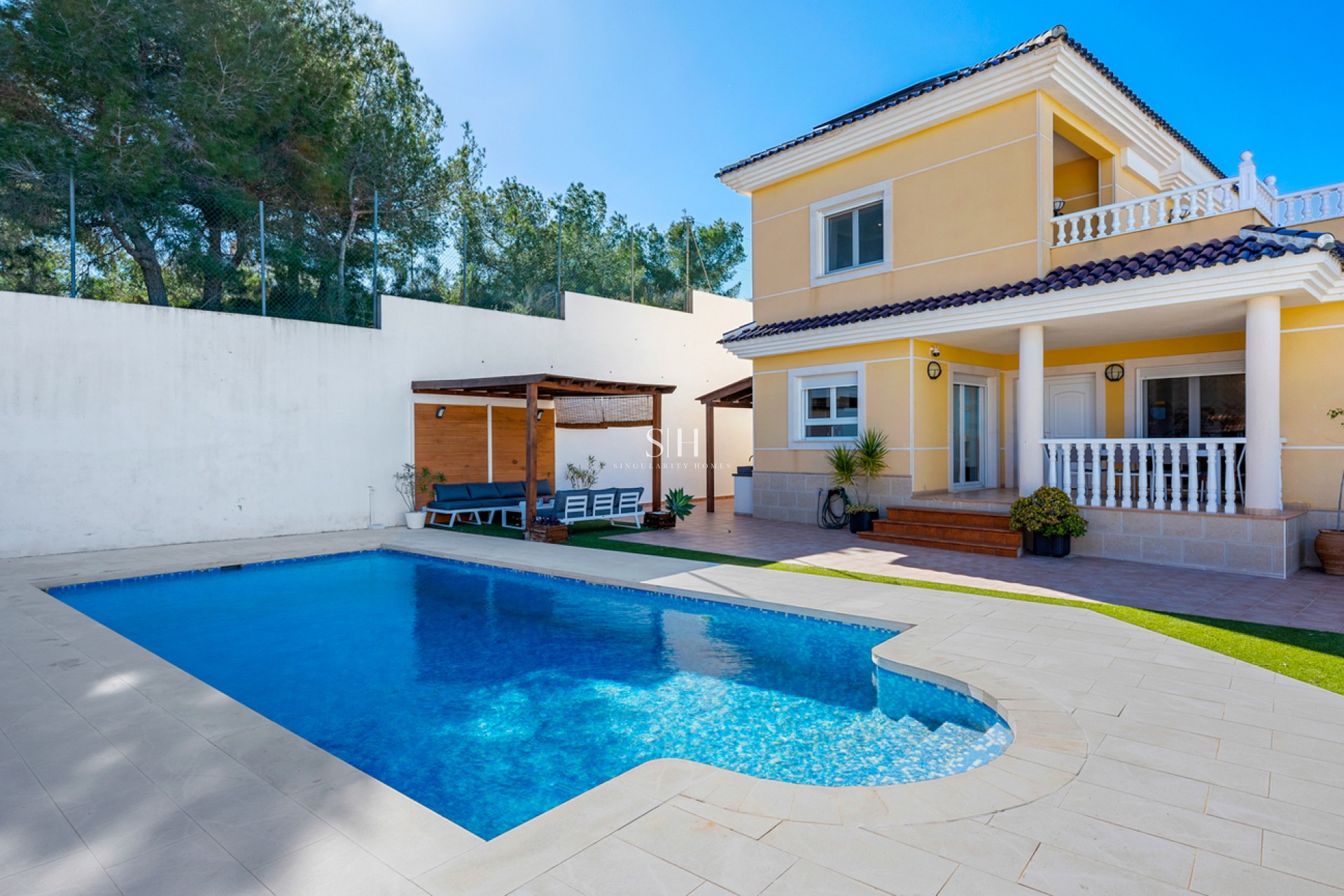 Reventa - Villa - Ciudad De Las Comunicaciones - Costa Blanca