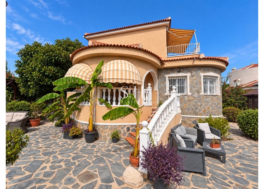 Reventa - Villa - Ciudad Quesada - Costa Blanca