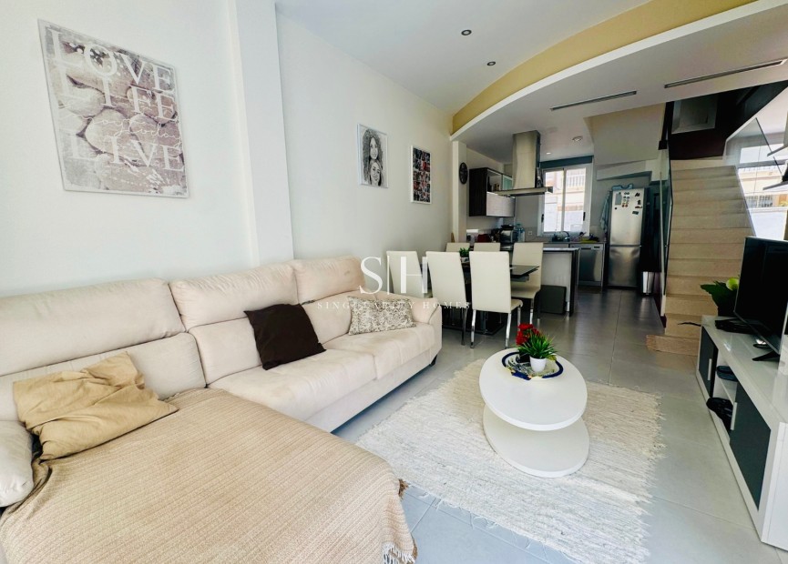 Reventa - Villa - Ciudad Quesada - Dona Pepa