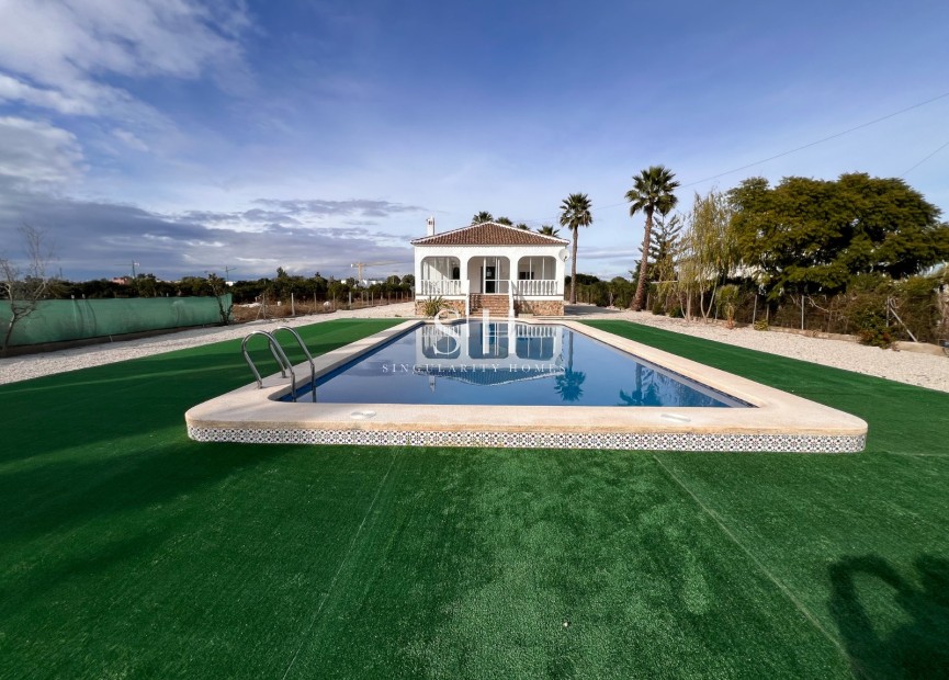 Reventa - Villa - Dolores