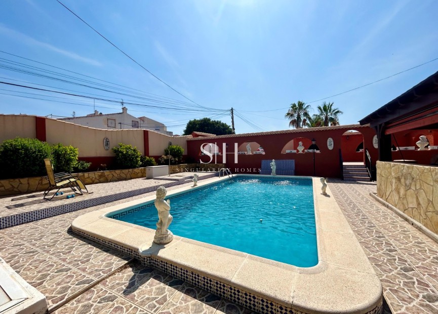 Reventa - Villa - El Chaparral - Inland