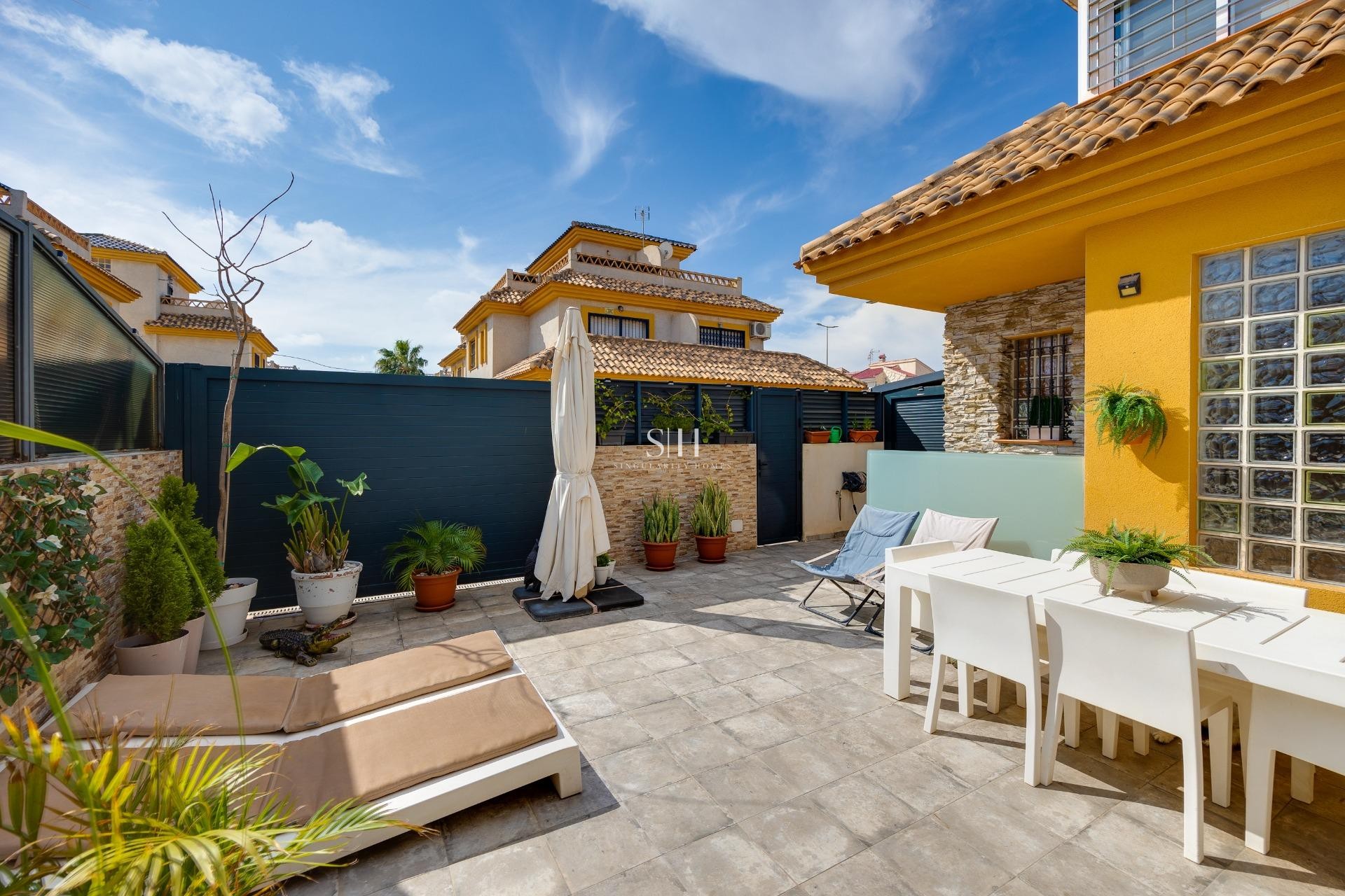 Reventa - Villa - Los Montesinos - La Herrada