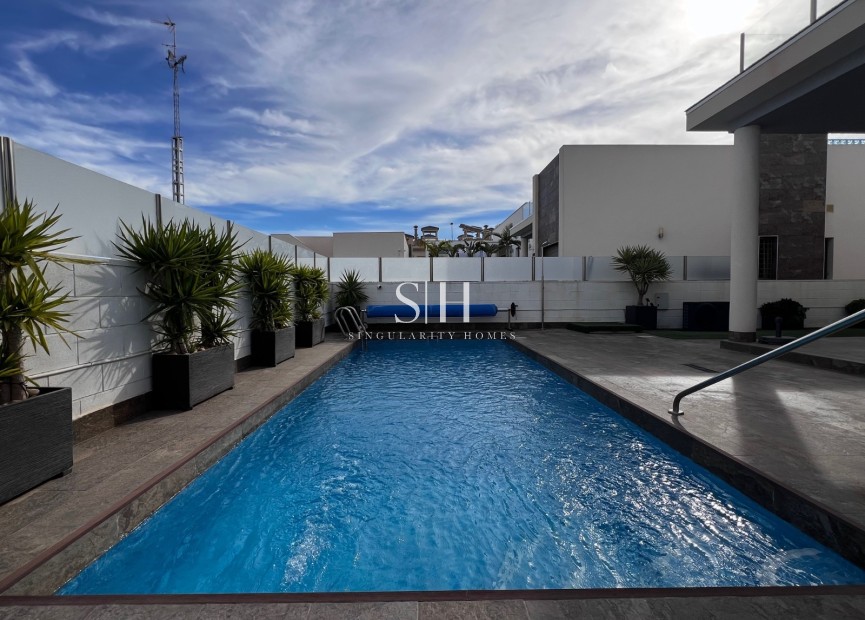 Reventa - Villa - Orihuela Costa - Costa Blanca