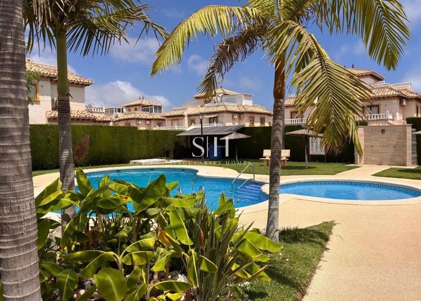 Reventa - Villa - Orihuela Costa - Costa Blanca