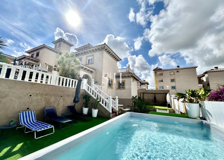 Reventa - Villa - Orihuela Costa - Costa Blanca