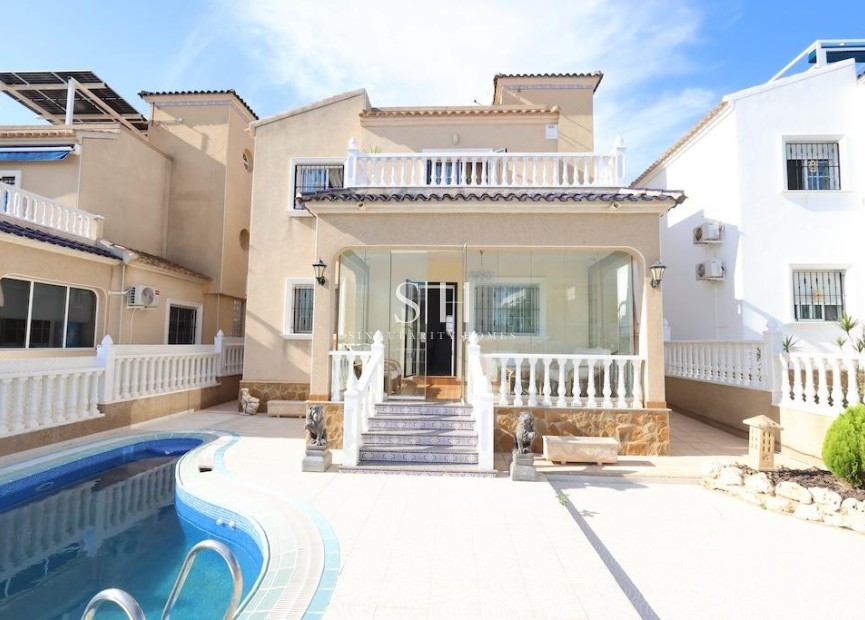 Reventa - Villa - Orihuela Costa - Costa Blanca