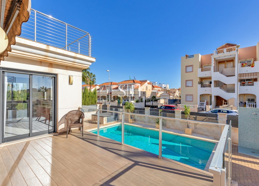 Reventa - Villa - Orihuela Costa - La Zenia