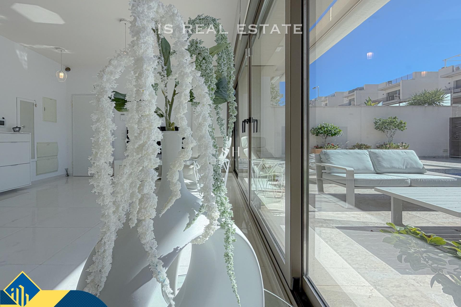 Reventa - Villa - Orihuela Costa - PAU 26