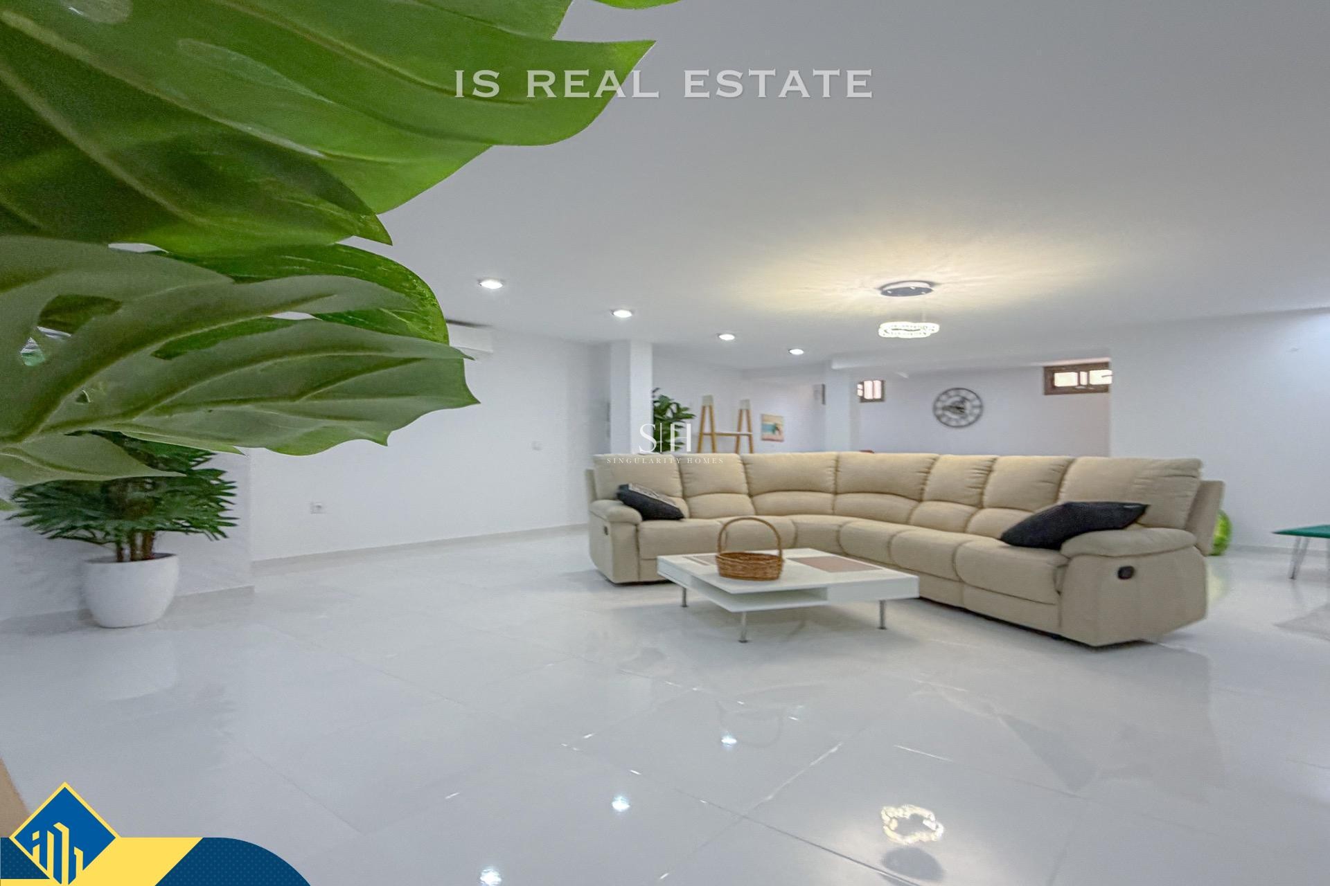 Reventa - Villa - Orihuela Costa - PAU 26