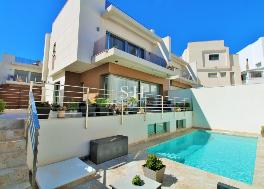 Reventa - Villa - Orihuela Costa - Villamartin