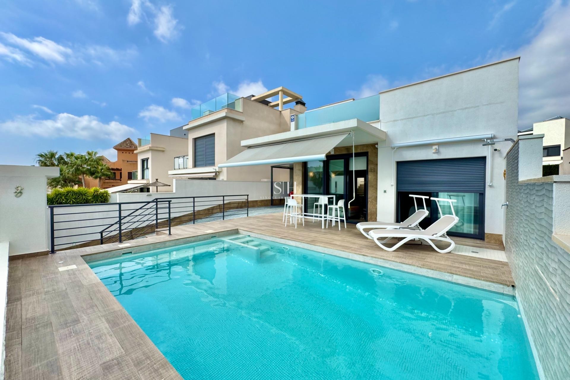 Reventa - Villa - San Miguel de Salinas - Bellavista