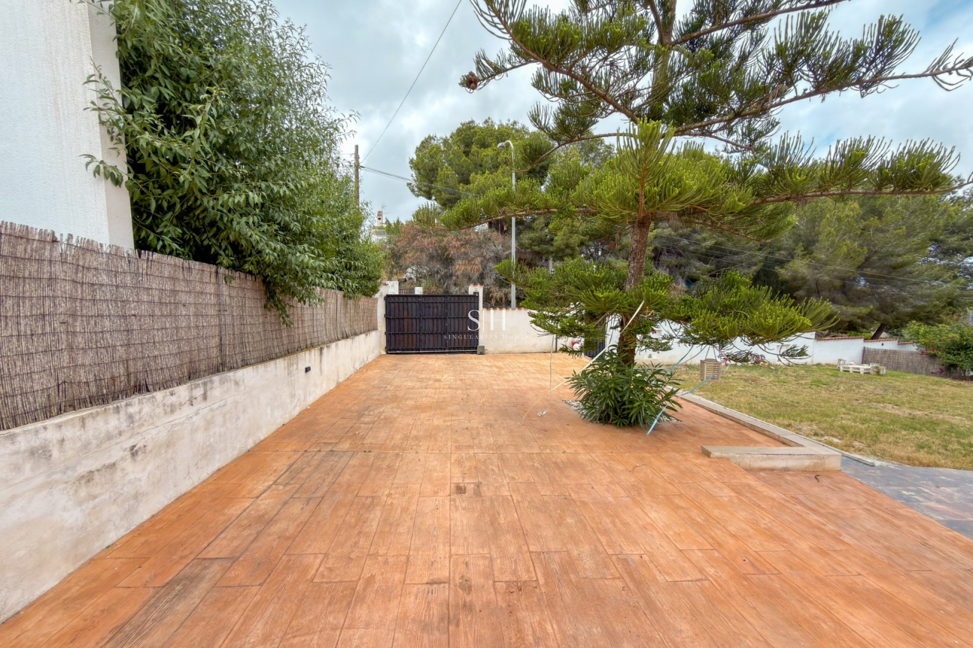 Reventa - Villa - San Miguel de Salinas - Ciudad de las comunicaciones