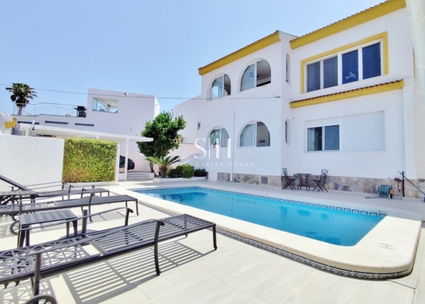 Reventa - Villa - San Miguel de Salinas - Inland