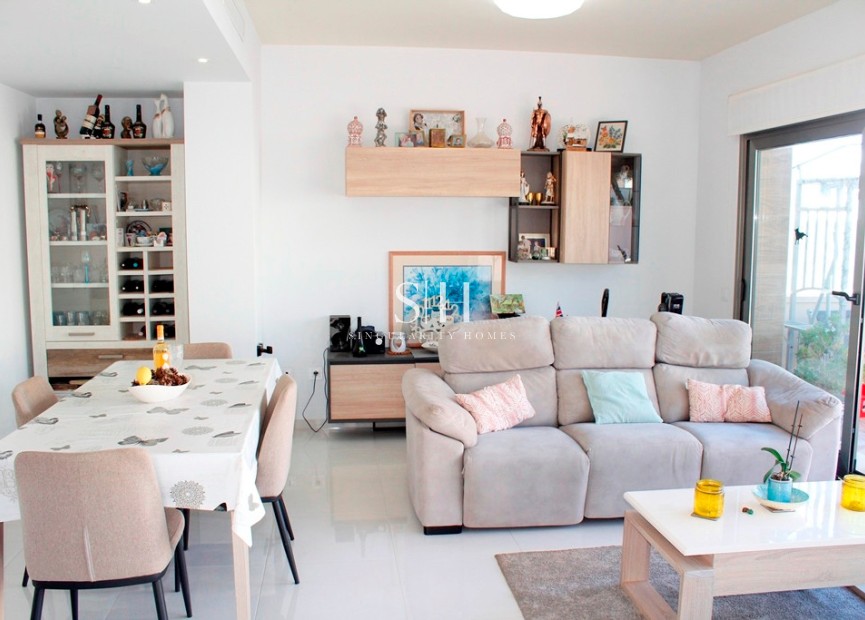 Reventa - Villa - San Miguel de Salinas - Inland