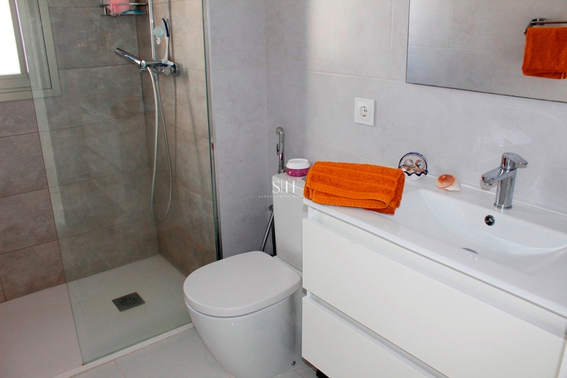 Reventa - Villa - San Miguel de Salinas - Inland