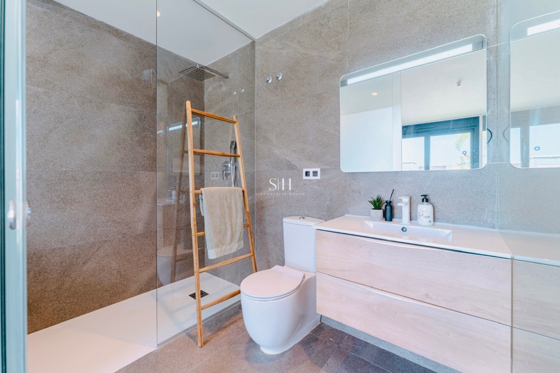 Reventa - Villa - San Miguel de Salinas - Mirador De San Miguel