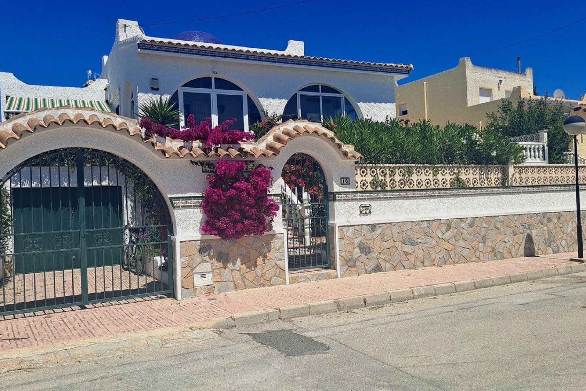 Reventa - Villa - San Miguel de Salinas - Pueblo 9