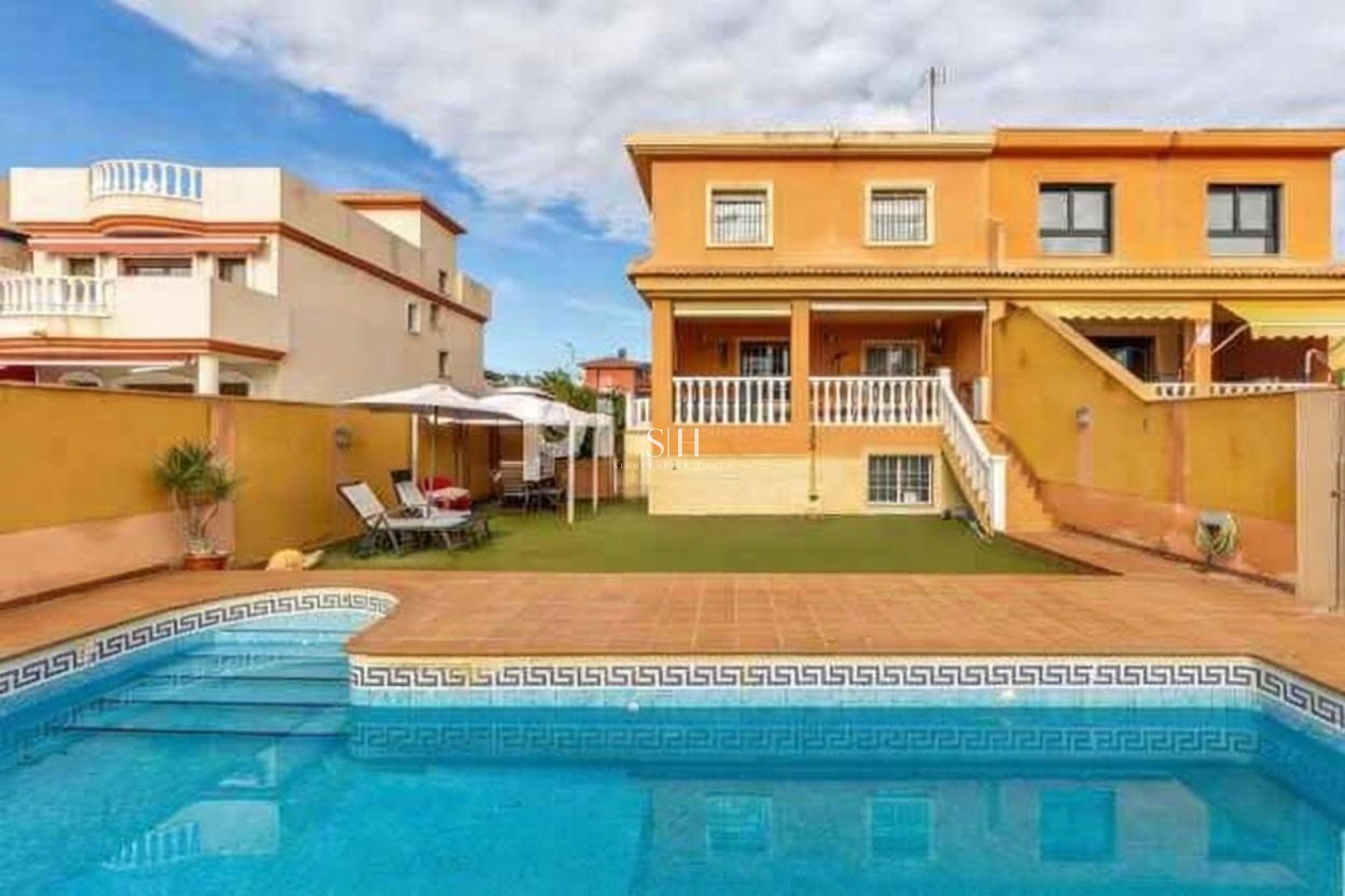 Reventa - Villa - Torrevieja - aguas nuevas