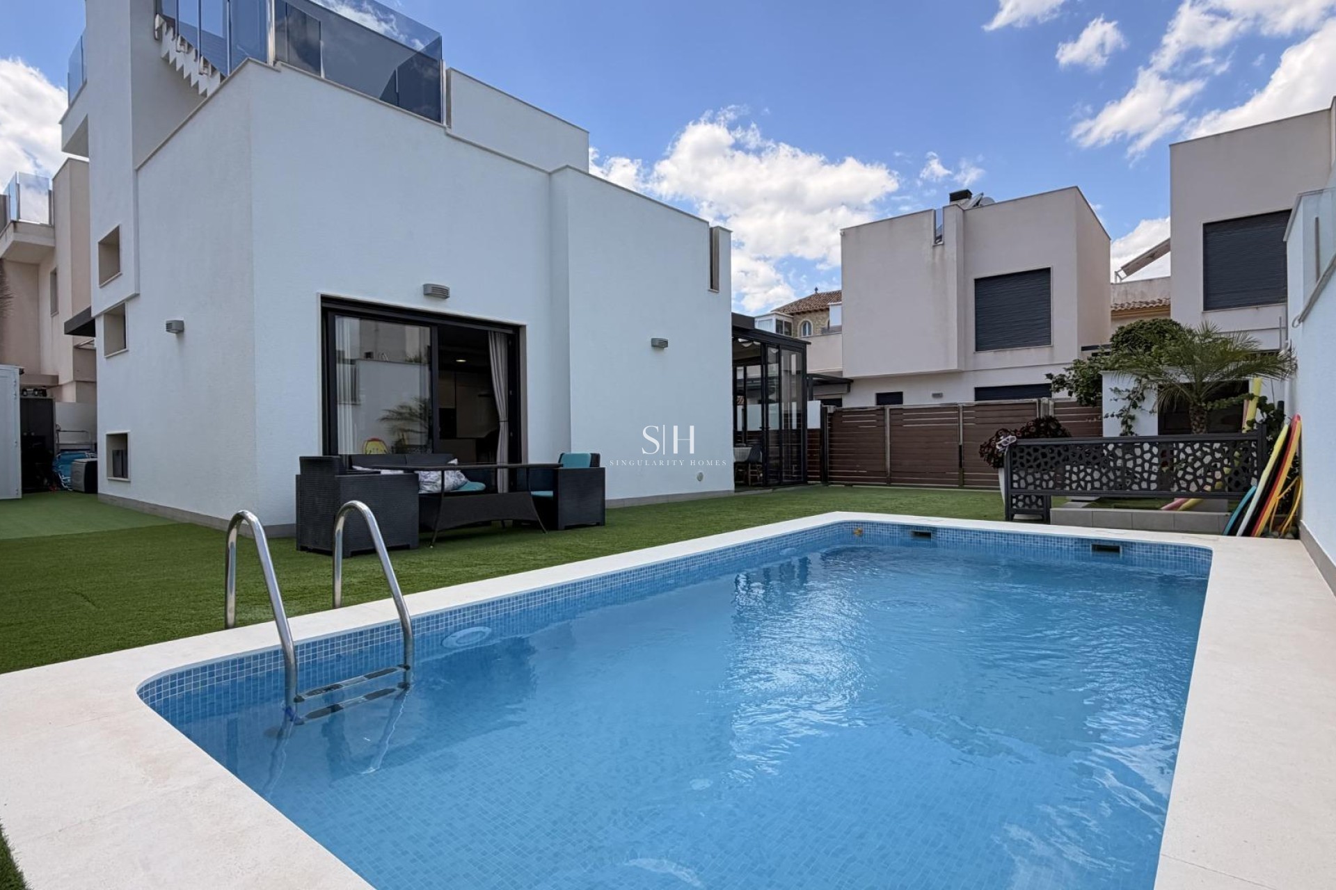 Reventa - Villa - Torrevieja - aguas nuevas