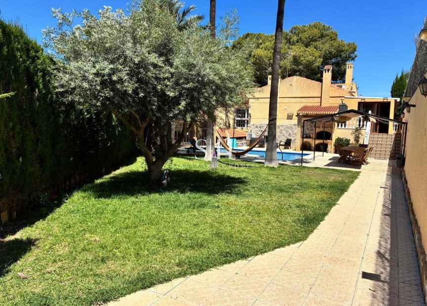 Reventa - Villa - Torrevieja - Costa Blanca